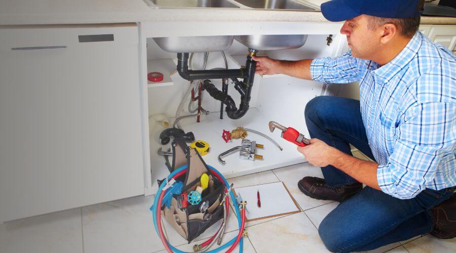 Expert burst pipe repair services in Garrettsville, OH